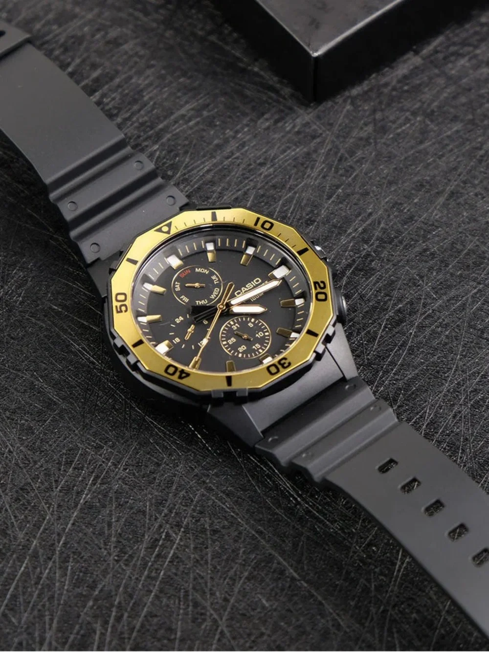 Casio Chronograph in Black and Gold Rotating Bezel MRW-400H NWT NIB IOB